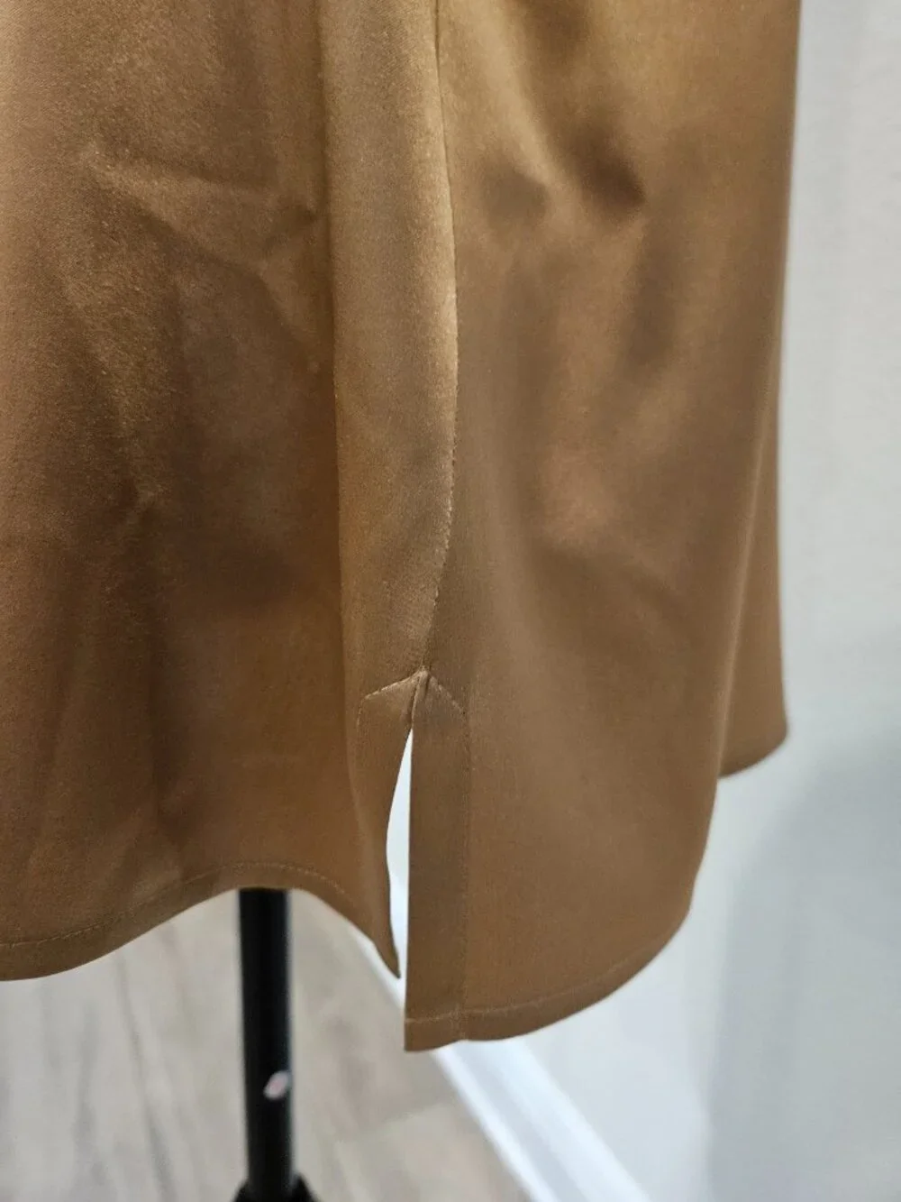 Eileen Fisher XL gold silk tank top with side slits